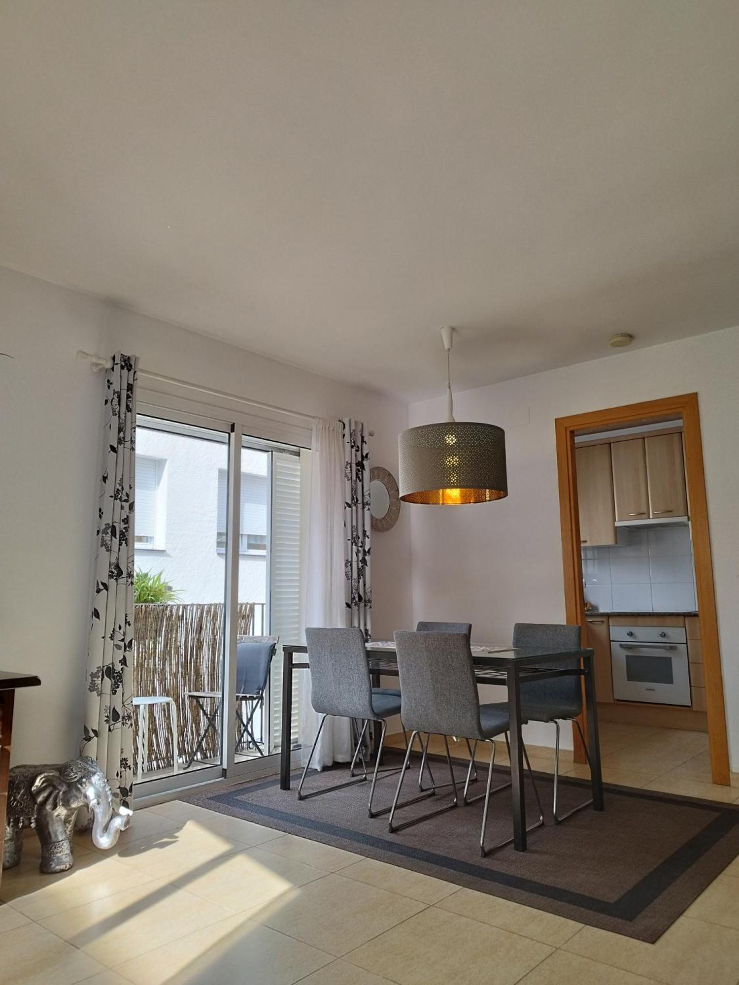 Sitges Welcom Home A Summer Flat In The Heart Of The Village Sitges Dış mekan fotoğraf